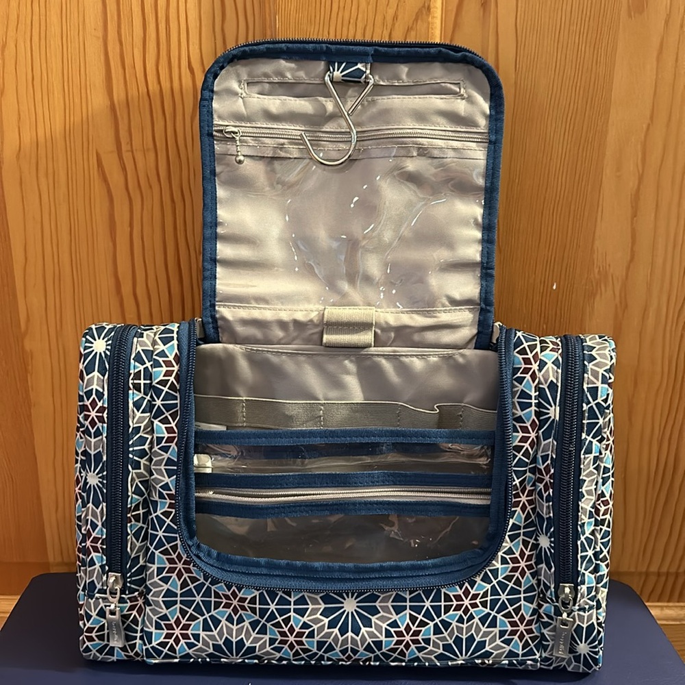 Baggallini Toiletry Kit - Picture 2 of 5